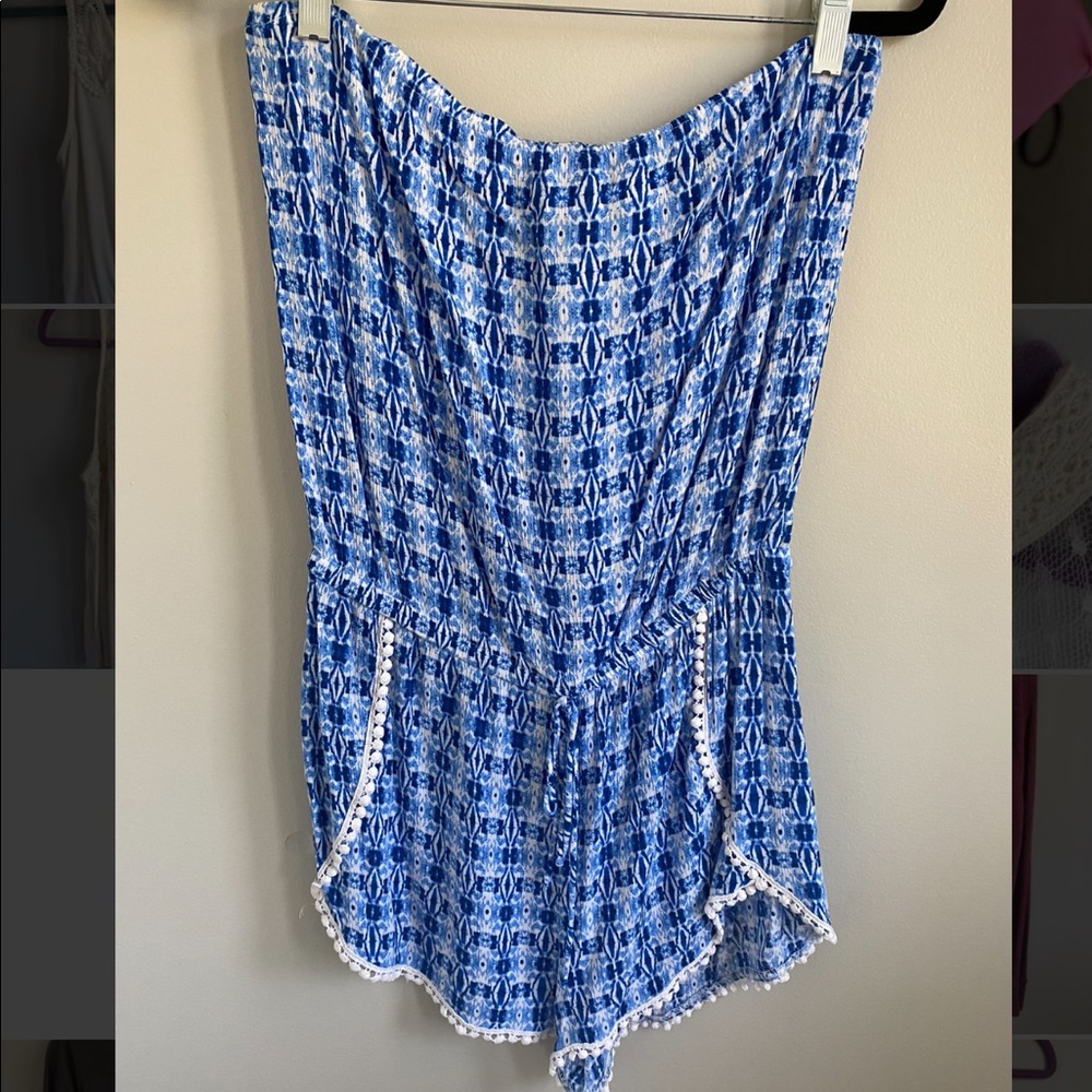 Strapless romper